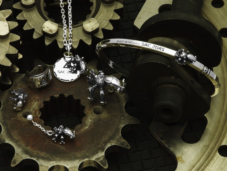 攻殻機動隊 Sac 45 タチコマを細部まで再現したシルバーアクセサリー Happy コミック